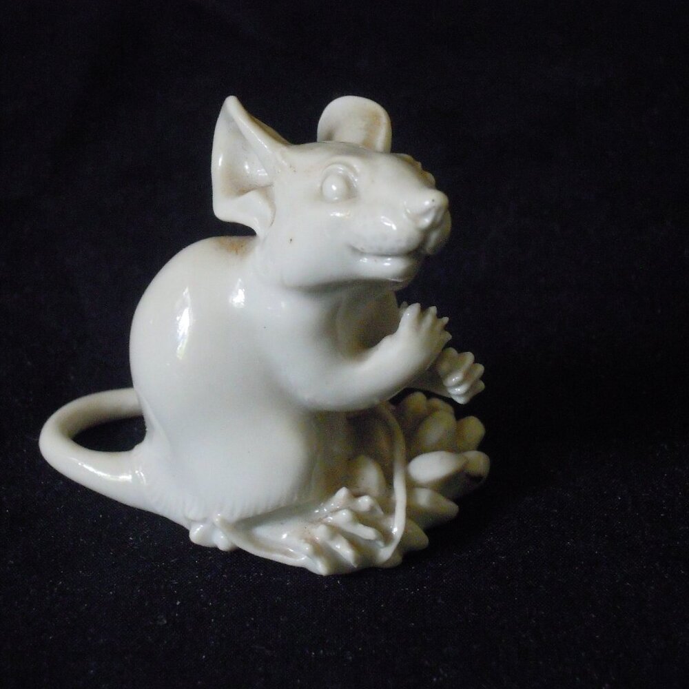 RARE ESCHENBACH MOUSE GERMAN FIGURINE PORCELAIN MINIATURE PROF KARNER VINTAGE